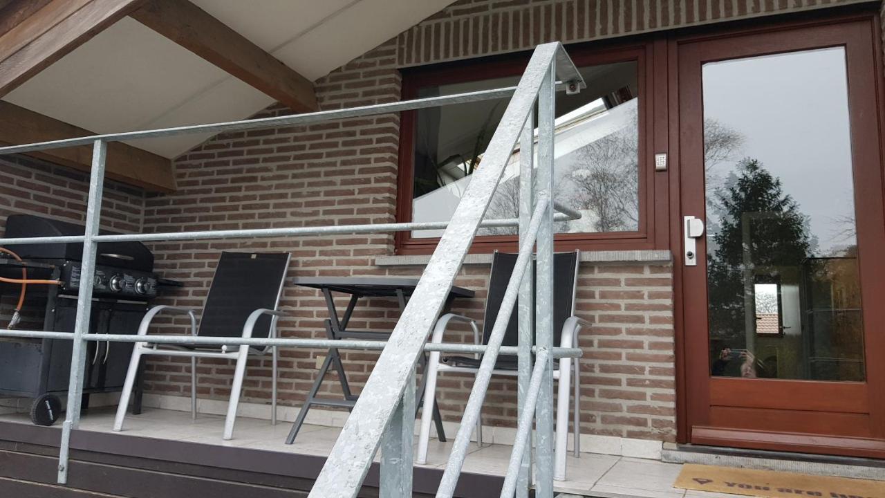 לאופולדסבורג Appartement All In & Zwembad מראה חיצוני תמונה