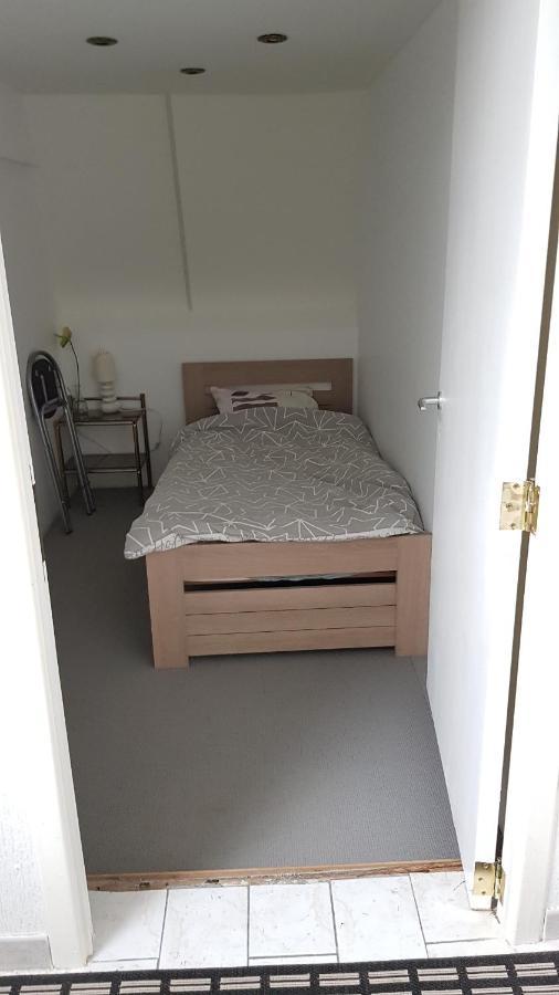 לאופולדסבורג Appartement All In & Zwembad מראה חיצוני תמונה