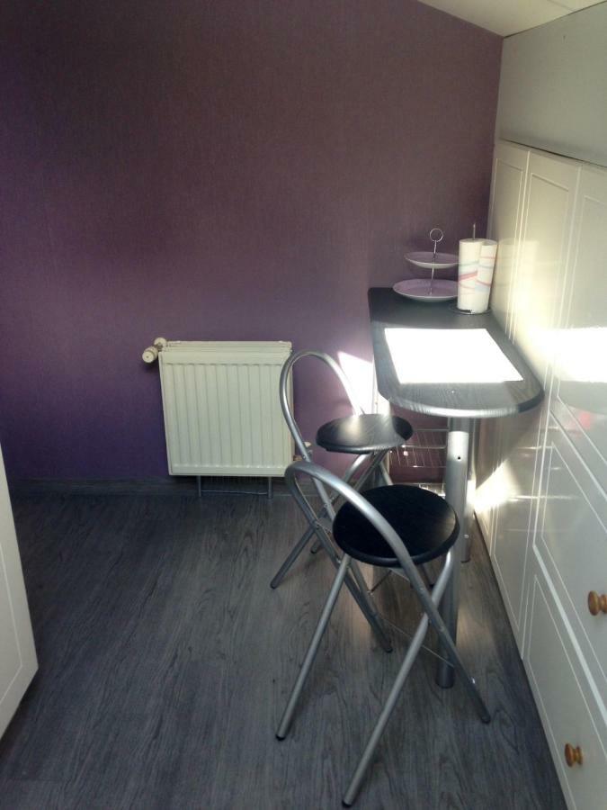 לאופולדסבורג Appartement All In & Zwembad מראה חיצוני תמונה